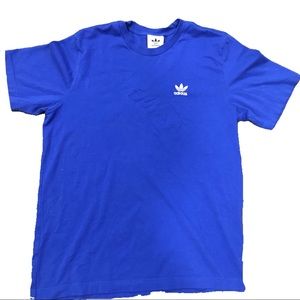 Adidas T shirt Color Blue Size M